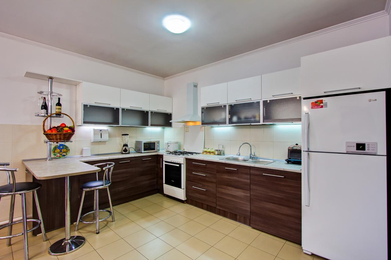 Centre Hostel บิชเคก ภายนอก รูปภาพ
